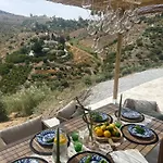 Celia Tatil Evi *