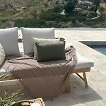 Celia Tatil Evi *